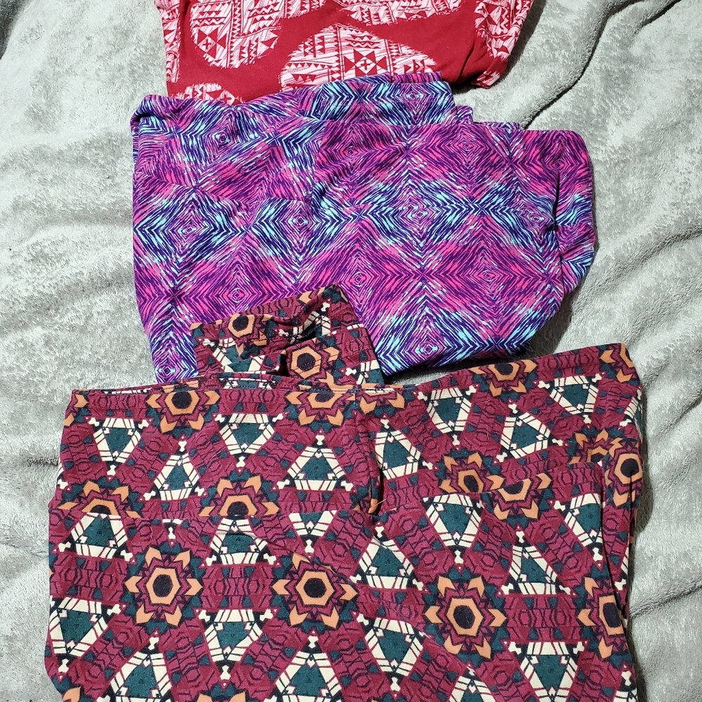 3 lularoe tall and curvy leggings